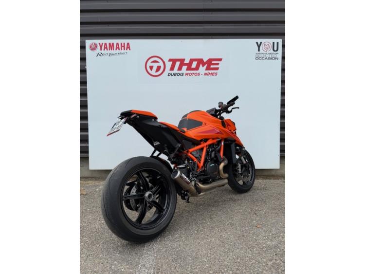 KTM 1390 SUPER DUKE R