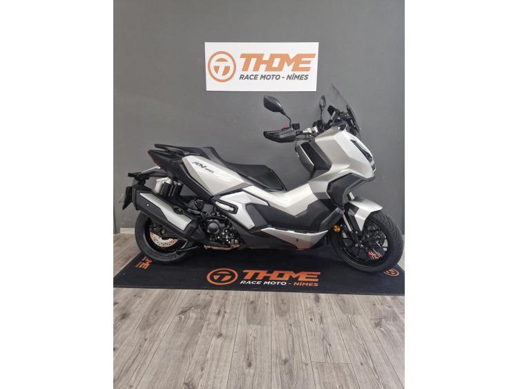 HONDA ADV 350 (109€/mois)