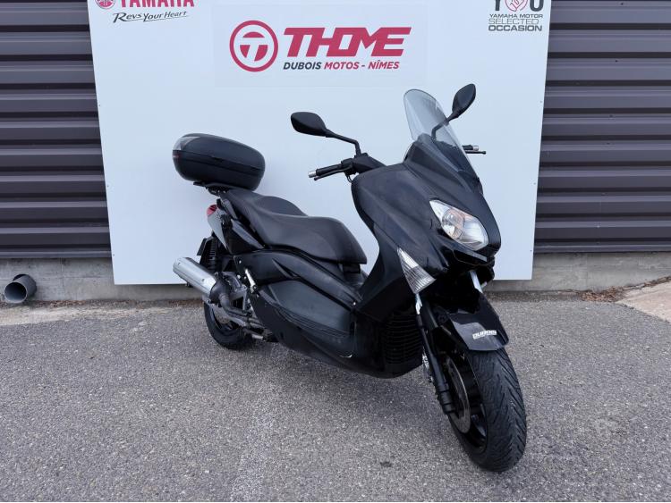 YAMAHA X-MAX 125