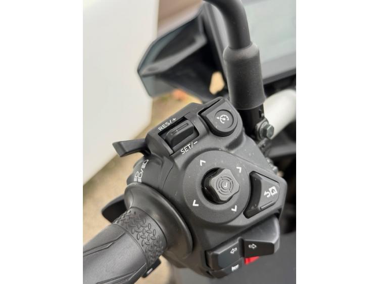 YAMAHA MT-07 Y-AMT (47,5CV)