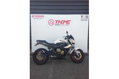 YAMAHA XJ6-N