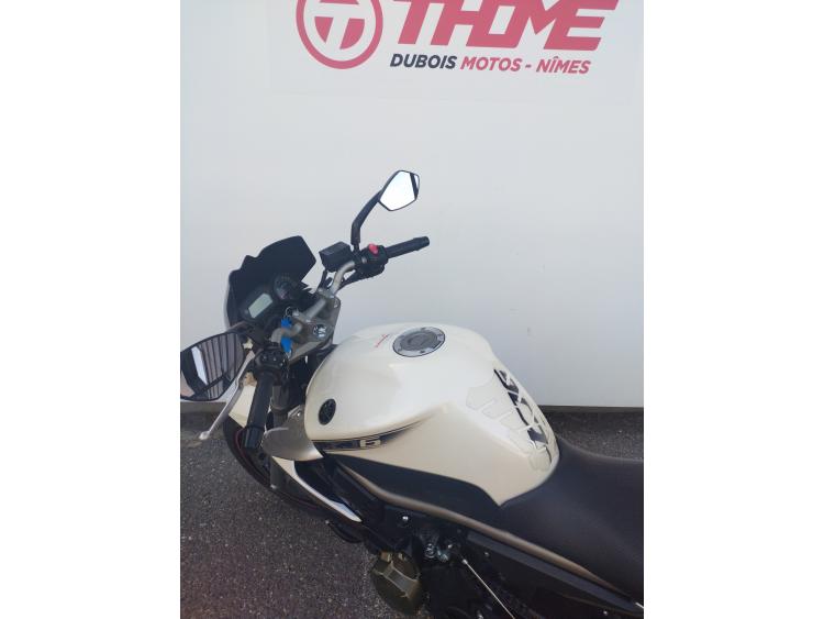 YAMAHA XJ6 N
